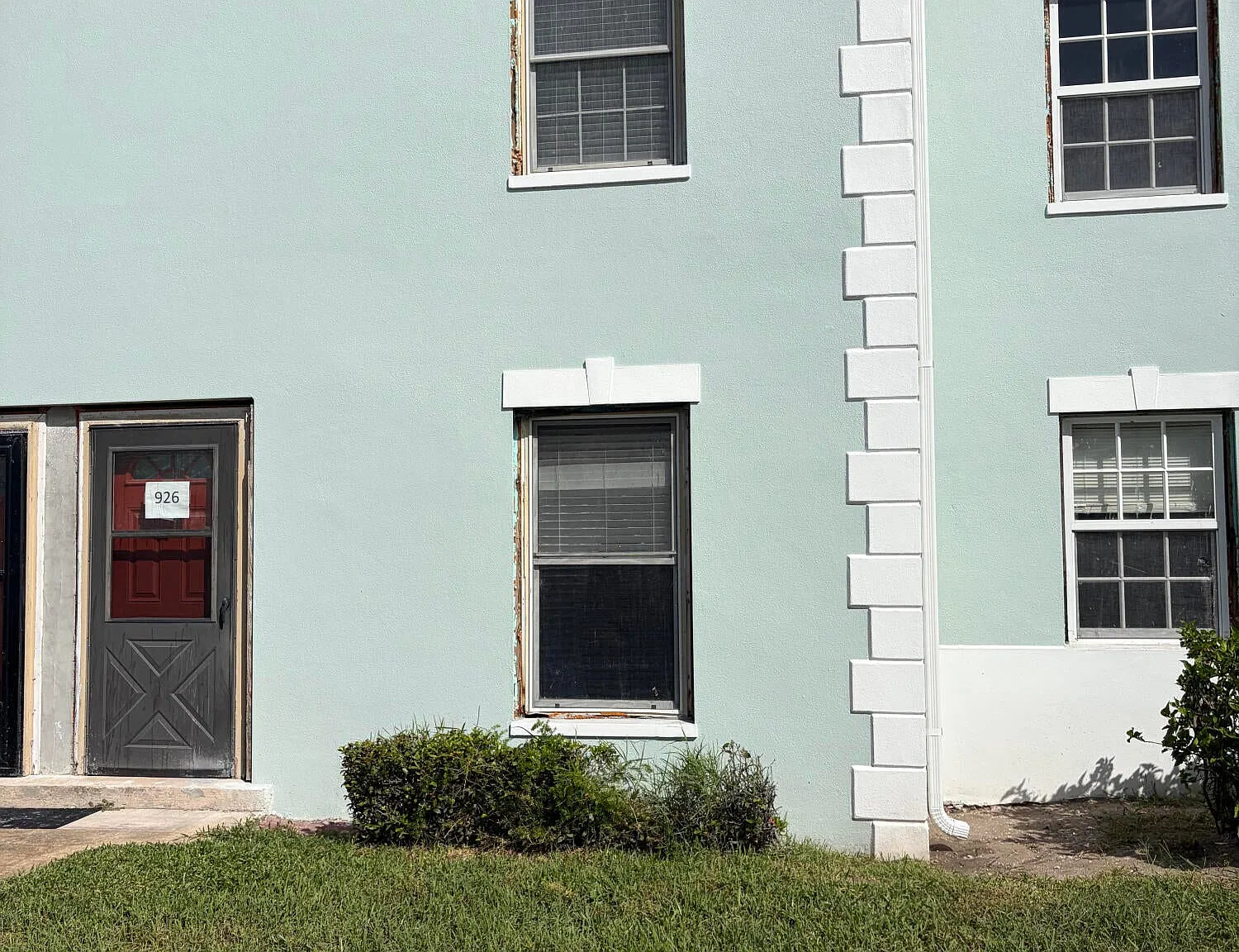 2 bed, 1.5 bath, 1088 sqft, $1,700 — Photo 1