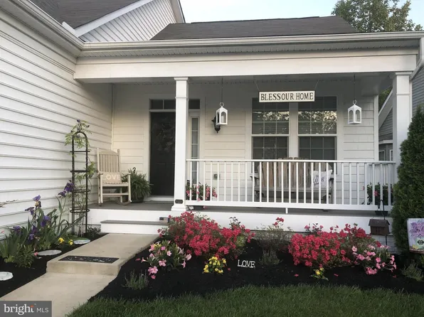 229 Saltgrass Dr, Glen Burnie, MD 21060