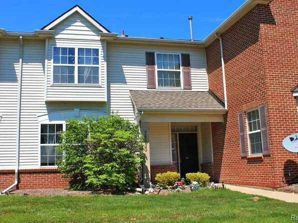 29033 Whitby Dr #1, Romulus, MI 48174