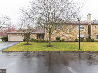 1 Morton Ct, Lawrence Township, NJ 08648
