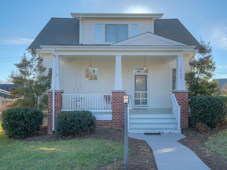 1st image of 1008 Village Way N