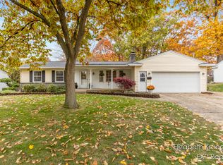 1529 43rd St SW, Wyoming, MI 49509