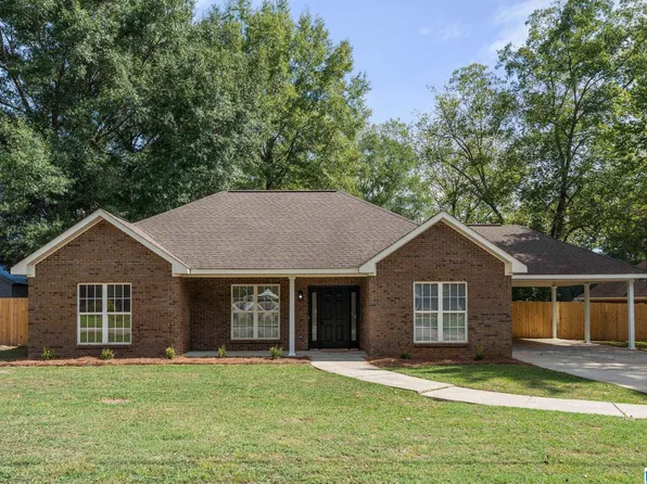 1835 19th St, Calera, AL 35040
