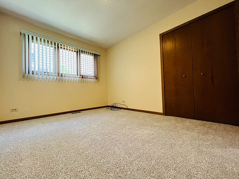 1483 Heather Ln — Photo 17