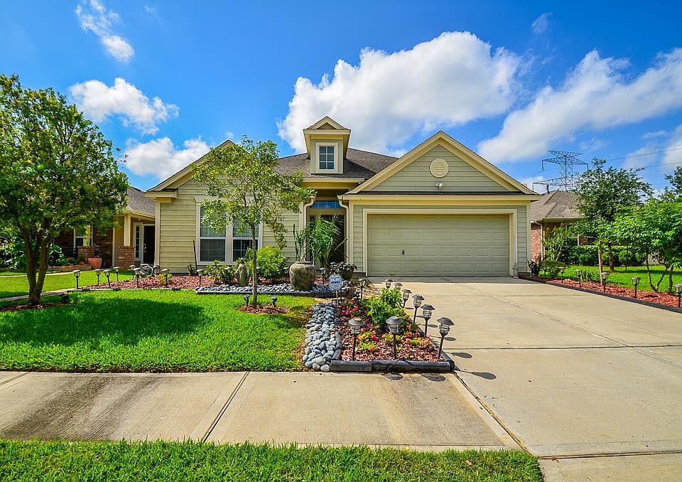 1st image of 22107 Galapagos Ct