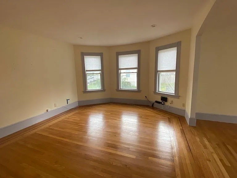 99 Walnut St #2 — Photo 12