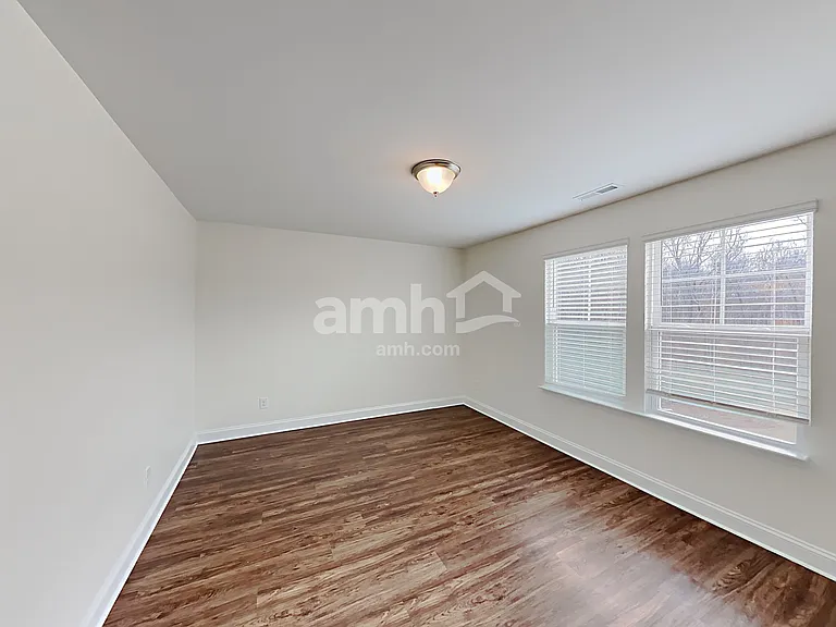 1006 Bentley Park Dr — Photo 23