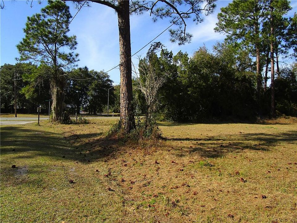 2nd image of 854 Point Peter Rd
