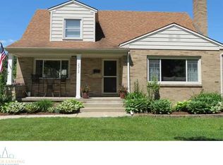 2312 Wellington Rd, Lansing, MI 48910
