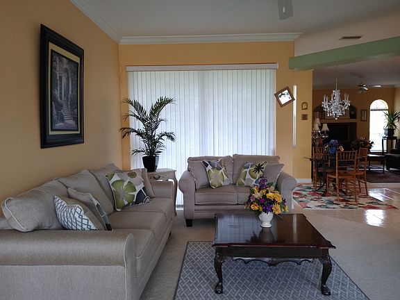 4th image of 7972 Evinrude Ave