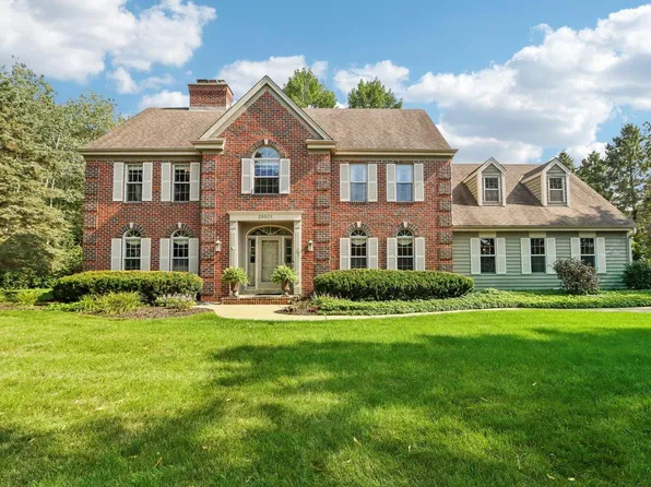 N67W29501 Richter ROAD, Hartland, WI 53029