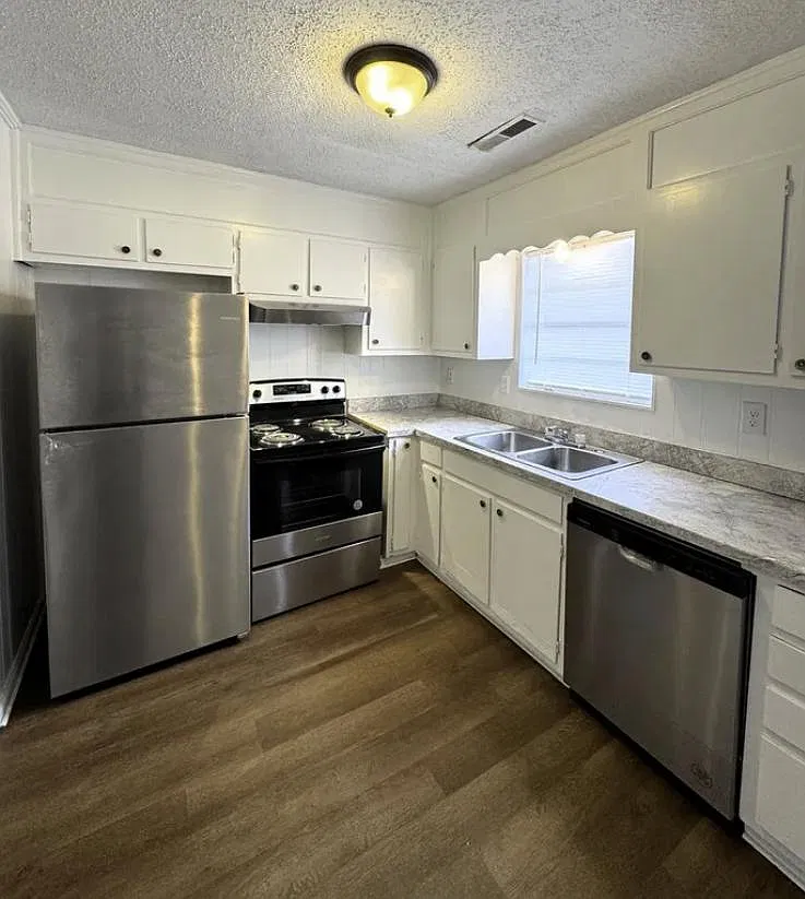 4101 McVay St SW - Unit 5 — Photo 2