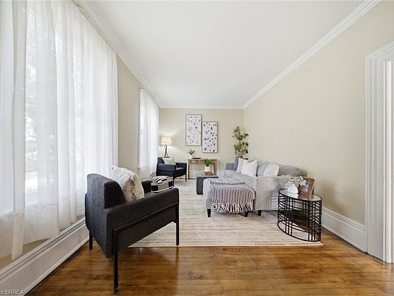 4th image of 61 William St