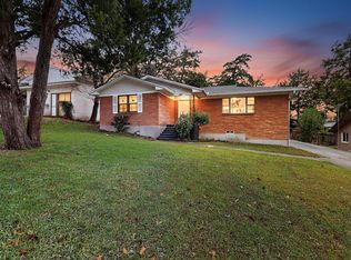 5447 Singing Hills Dr, Dallas, TX 75241