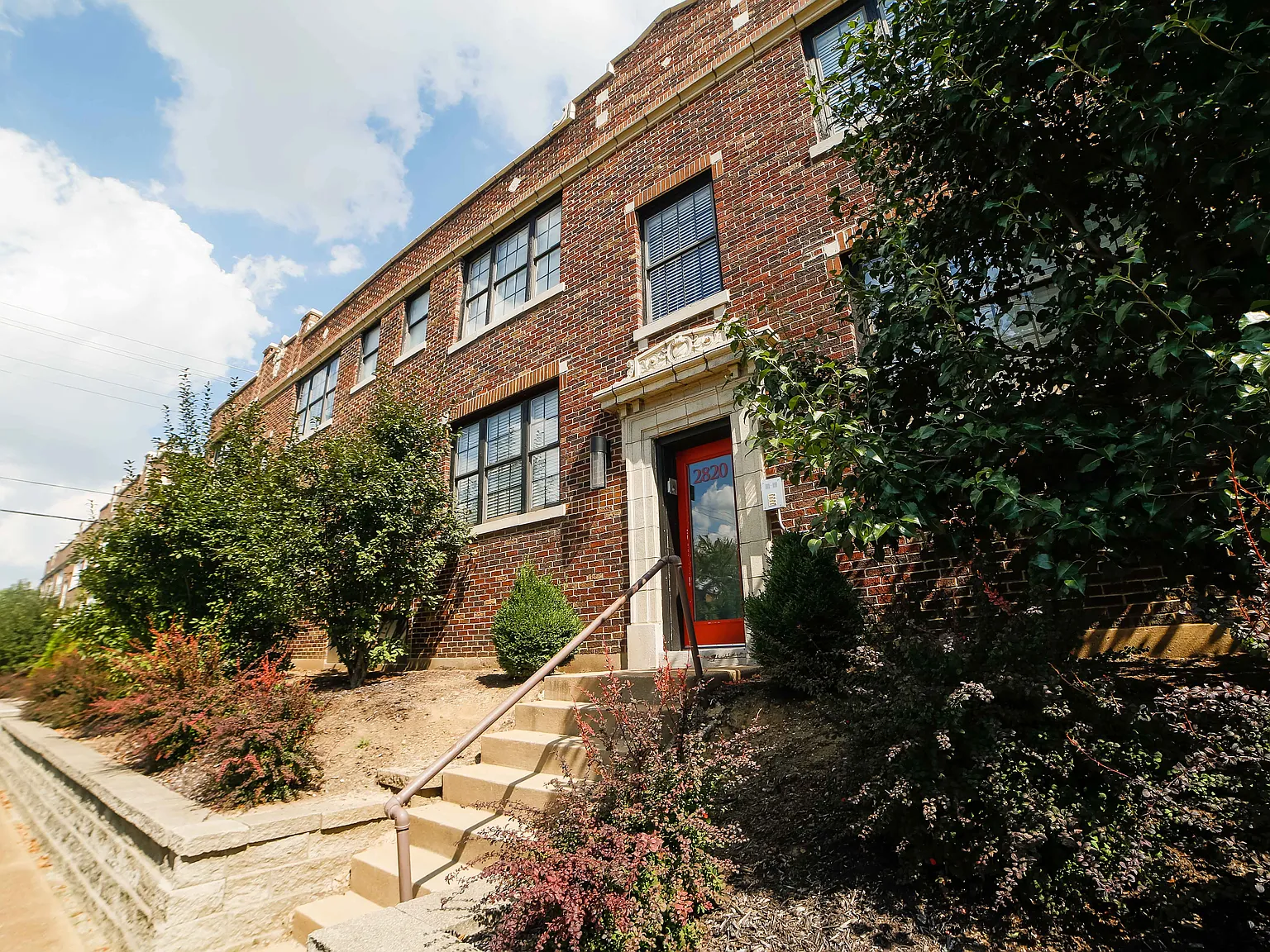 Magnolia Heights — Photo 1