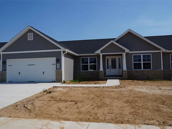 338 Jenny Ct, Waterloo, IL 62298