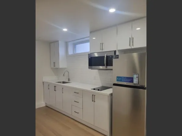 304 Albert St W #B01, Sault Ste. Marie, ON P6A 1B7