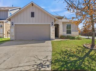 120 Cyril Dr, Hutto, TX 78634