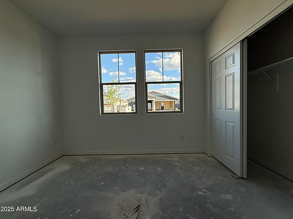 4th image of 9536 W PARKWAY Drive