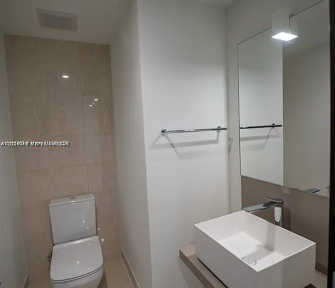 1000 Brickell Plz #3411 — Photo 3