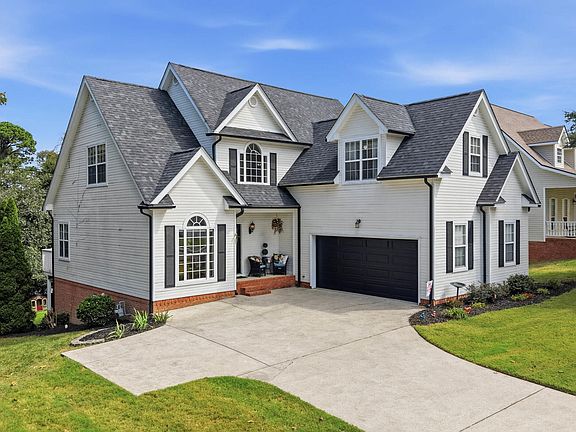 2nd image of 10558 Daffodil Cir