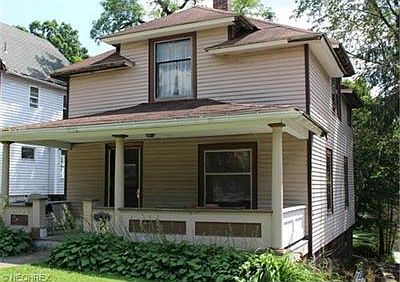 1st image of 260 Bell St