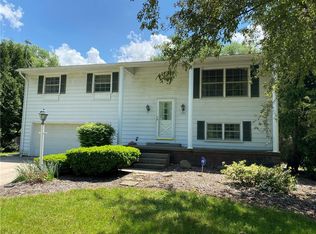 1171 E Gore Rd, Erie, PA 16504