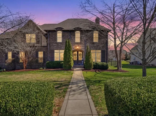 2616 Sporting Hill Bridge Rd, Thompsons Station, TN 37179