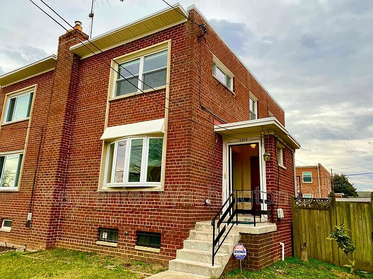 5514 Chillum Pl NE #NE — Photo 1