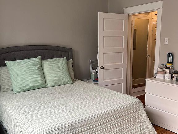 5th image of 508 Bainbridge St Floor 2