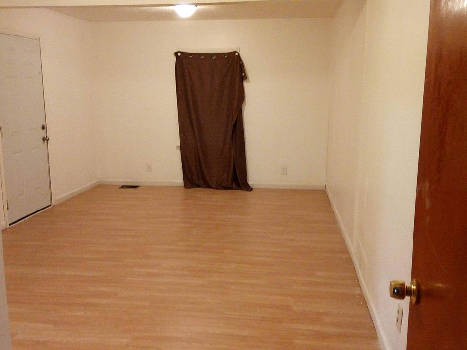 Large Bedroom