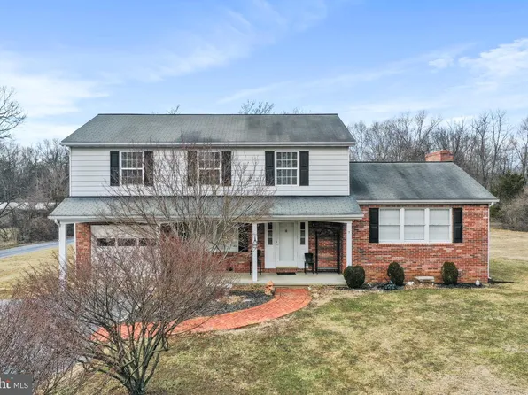 764 Quarry Rd, Bunker Hill, WV 25413