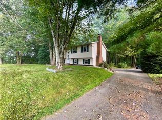 114 Lakeland Dr, Edinboro, PA 16412