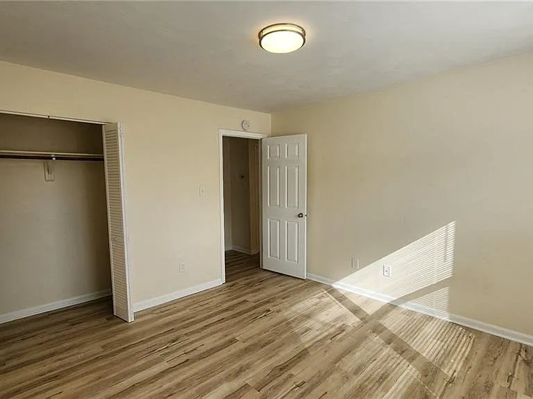 1512 Colonial Ave #B — Photo 14