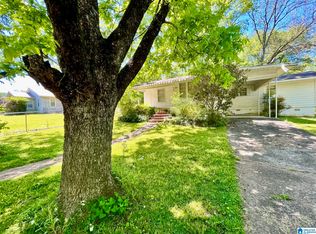 1014 Eastern Valley Rd, Bessemer, AL 35020