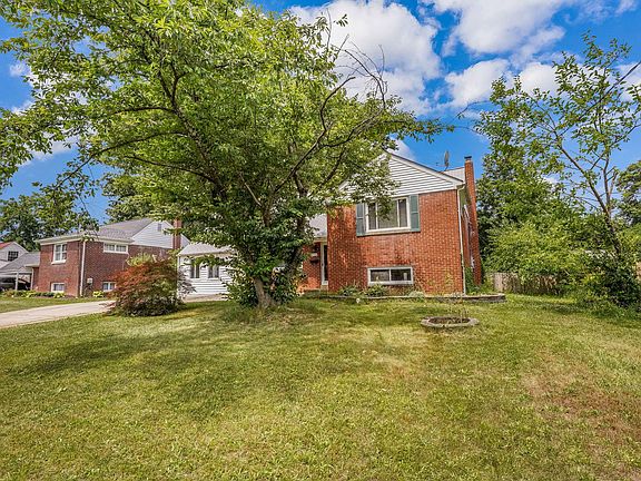 Front of House look from right side