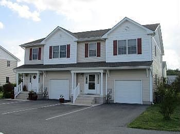 1st image of 124 Main Sail Dr