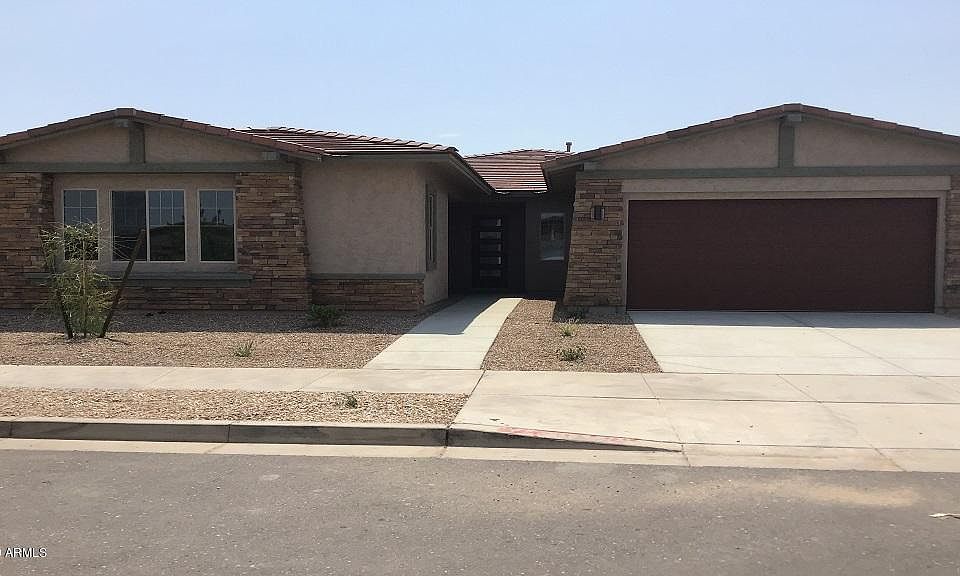 1st image of 22673 E Silver Creek Ln