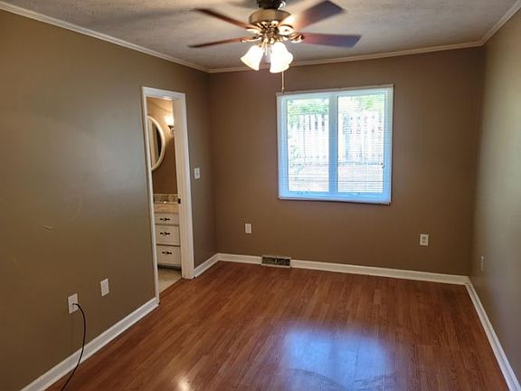 5th image of 1204 Deerfield Ave