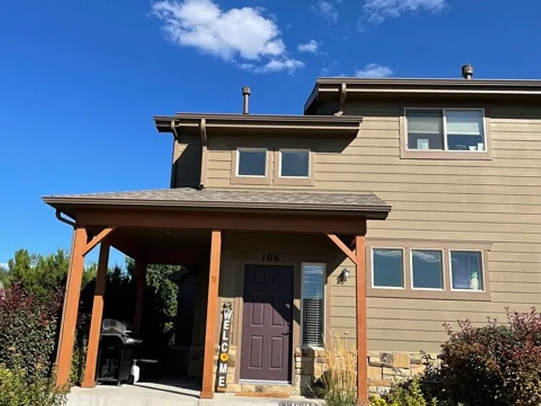 335 Carina Cir #106 — Photo 32