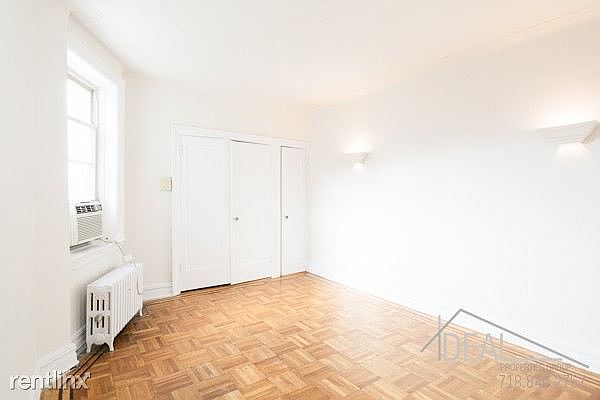 1st image of 261 Cumberland St