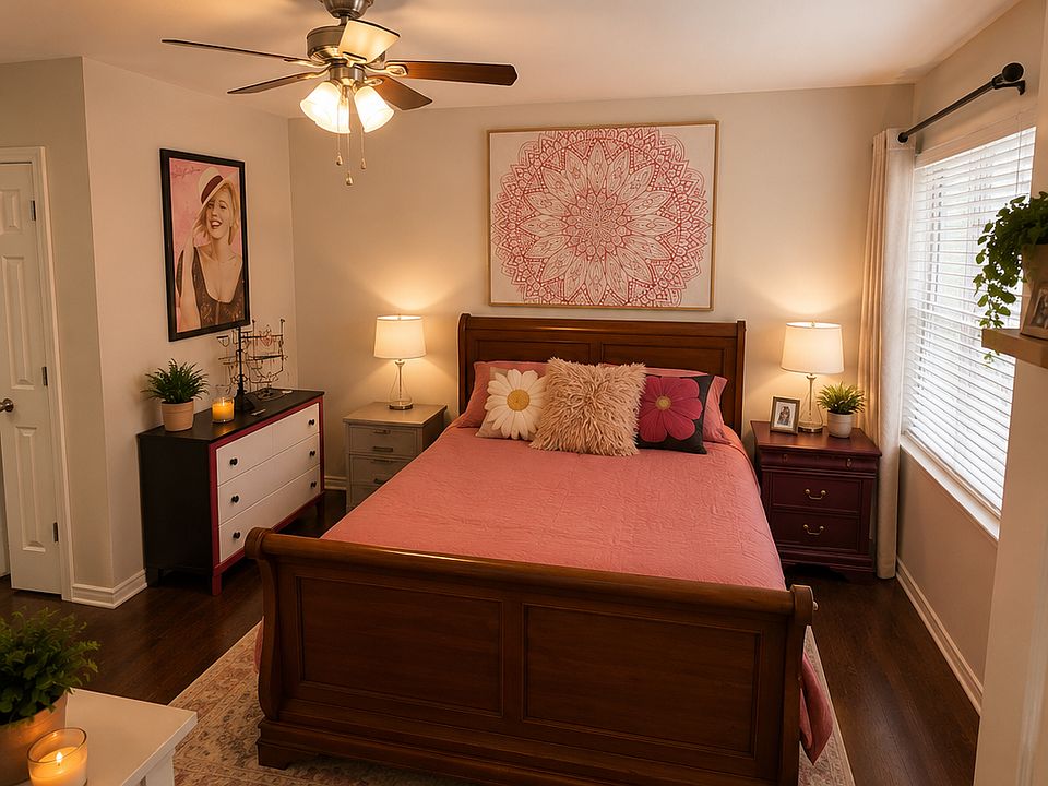 1st image of 704 Monticello Dr APT 4