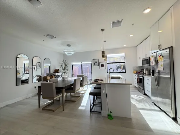 10413 NW 82nd St #3, Doral, FL 33178