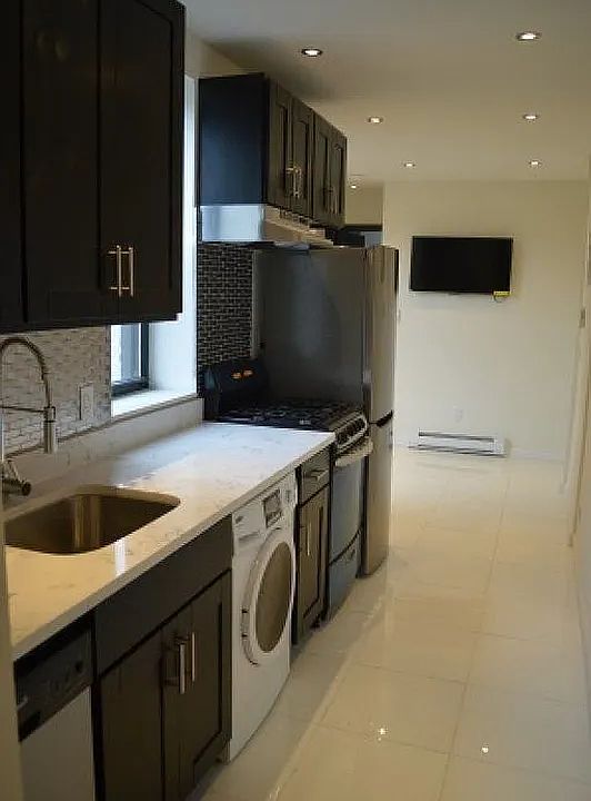 1st image of 15 W 107th St #3S