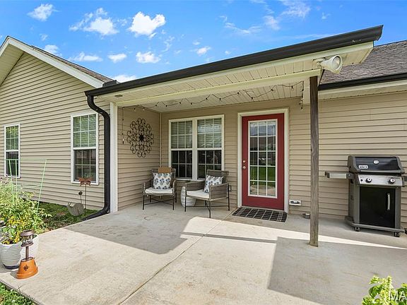 4th image of 147 Old Towne Ln