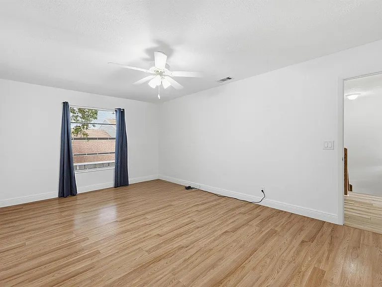301 Lakewood Dr #8A — Photo 13