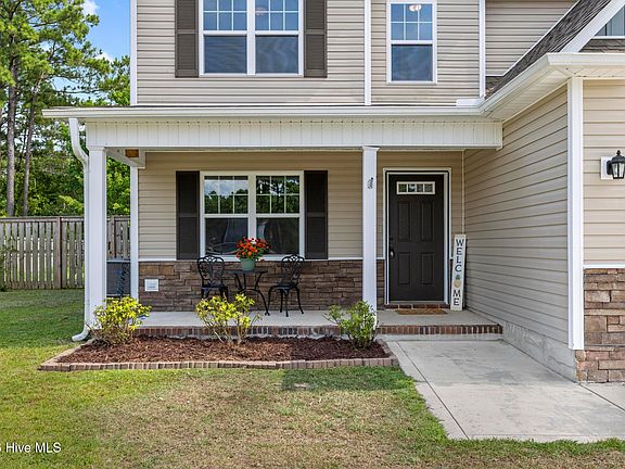 2nd image of 282 Breakwater Drive