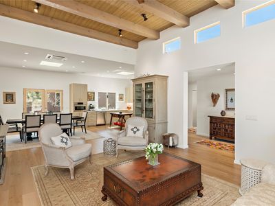 111 Sol Y Lomas Dr, Santa Fe, NM, 87505