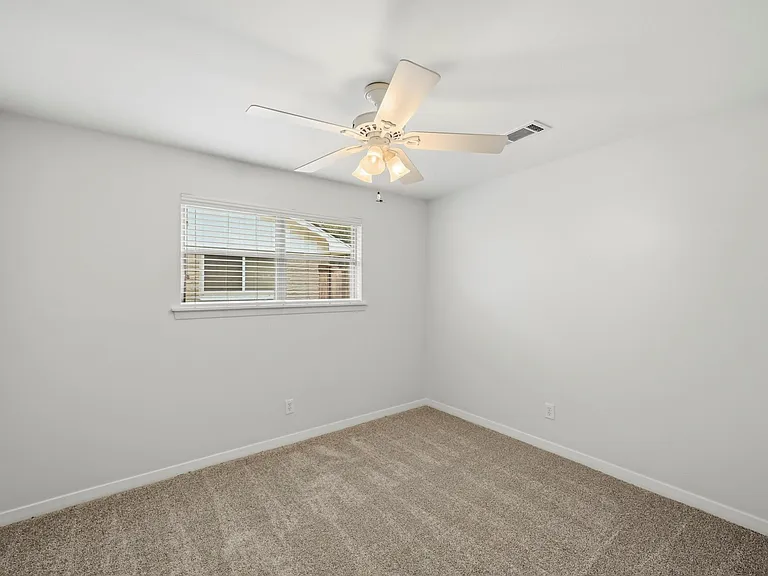 10503 Shadow Wood Dr — Photo 22