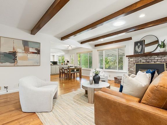 3rd image of 8730 Spooner Ct